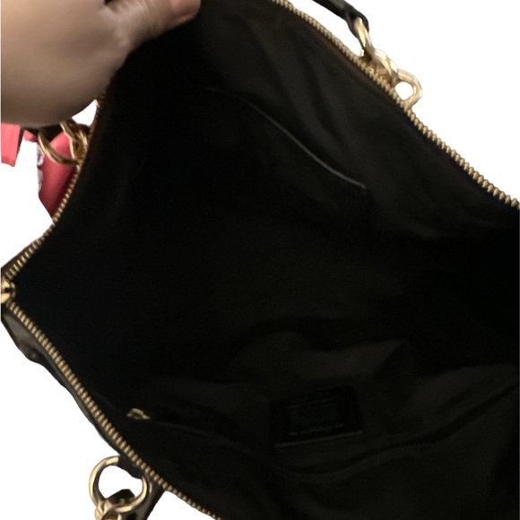 NWOT coach brown and black signature huge bag nice brand new like pretty - Picture 3 of 8